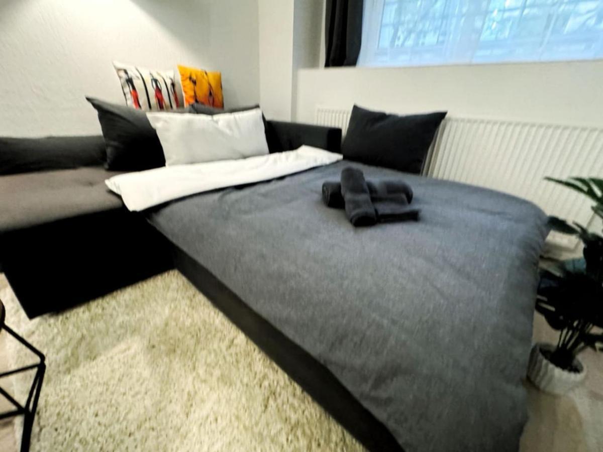I Spacious Private In Heart Of Apartament *
